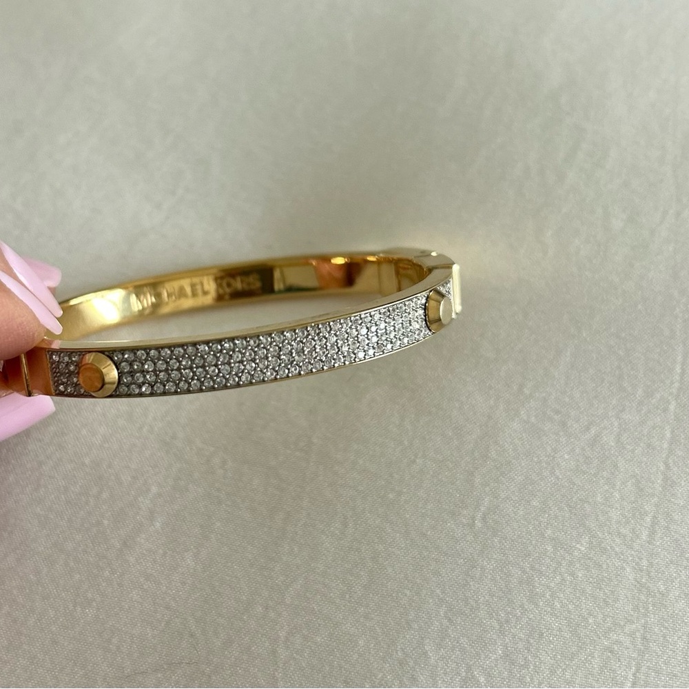 MICHEAL KORS • Gold Diamond Bangle Bracelet • - Picture 7 of 7